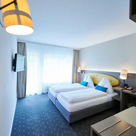 Hotel Restaurant Holiday Thun Buitenkant foto