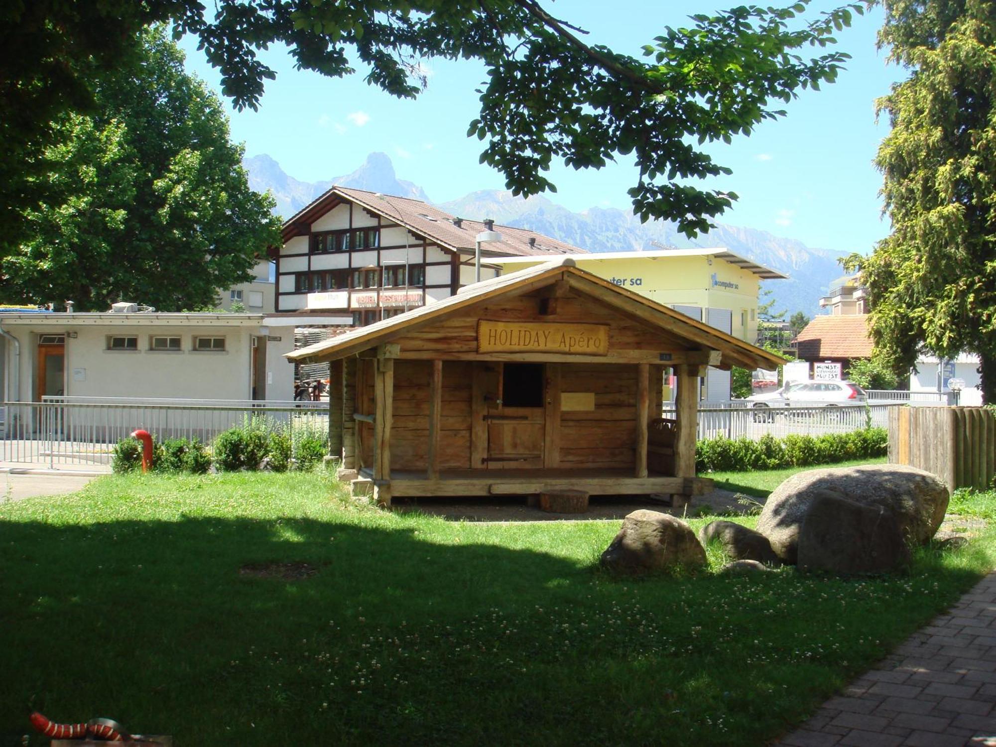 Hotel Restaurant Holiday Thun Buitenkant foto