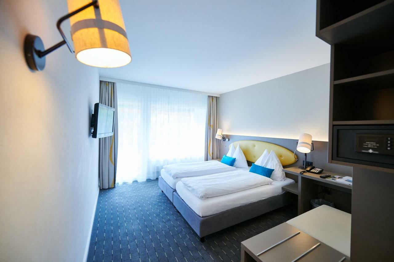 Hotel Restaurant Holiday Thun Buitenkant foto