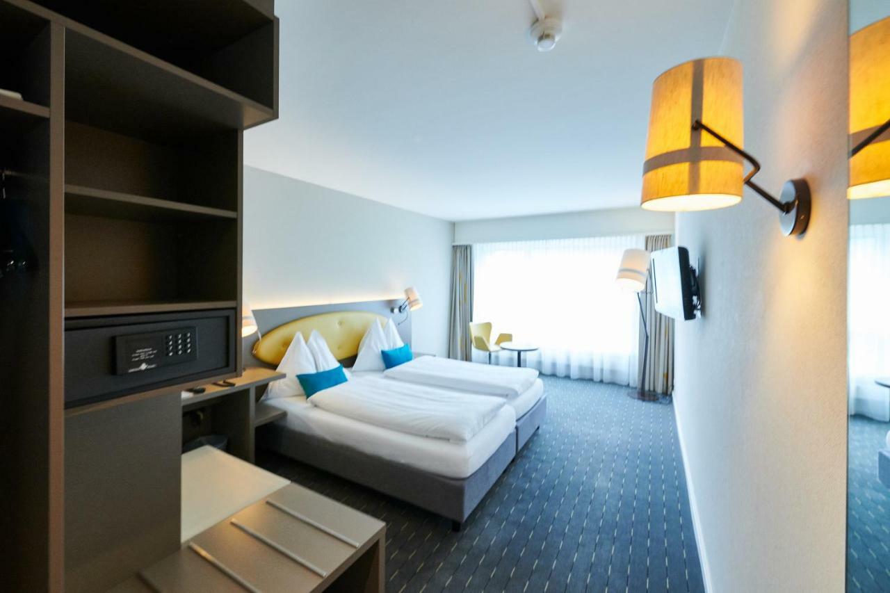 Hotel Restaurant Holiday Thun Buitenkant foto