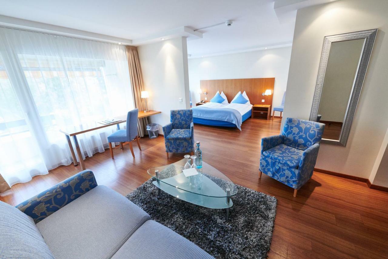 Hotel Restaurant Holiday Thun Buitenkant foto