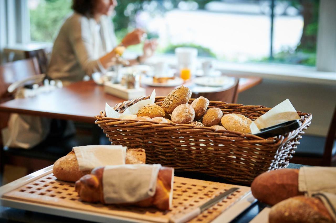 Hotel Restaurant Holiday Thun Buitenkant foto