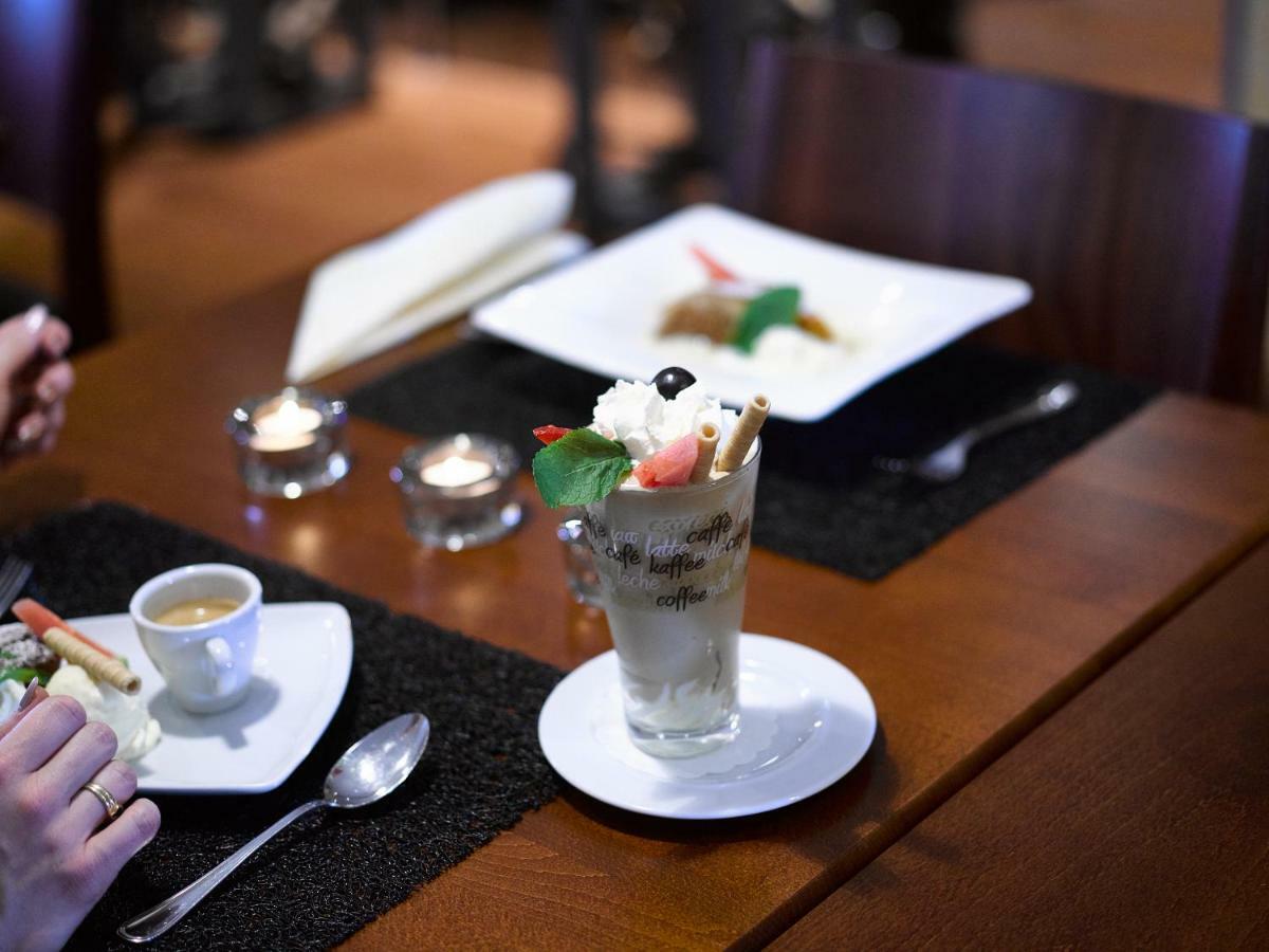 Hotel Restaurant Holiday Thun Buitenkant foto